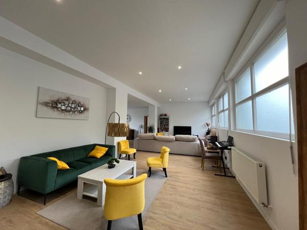 À vendre - Loft, 8 pièces situé à Tours (37000)