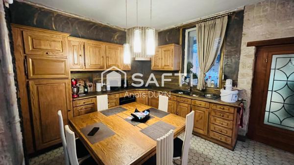 Maison familiale 5 chambres et duplex indépendant