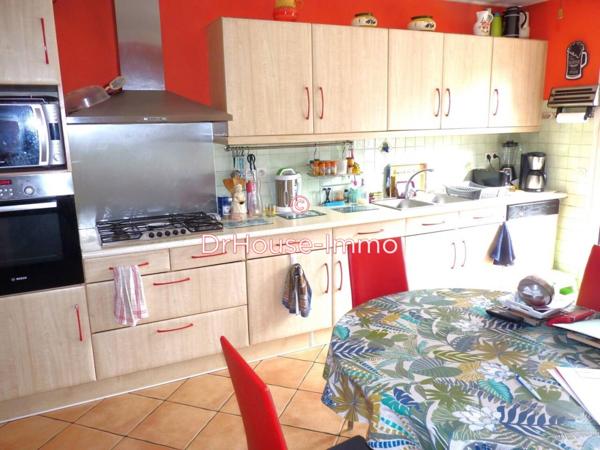 Commerce à vendre 3 pièces de 126 m²