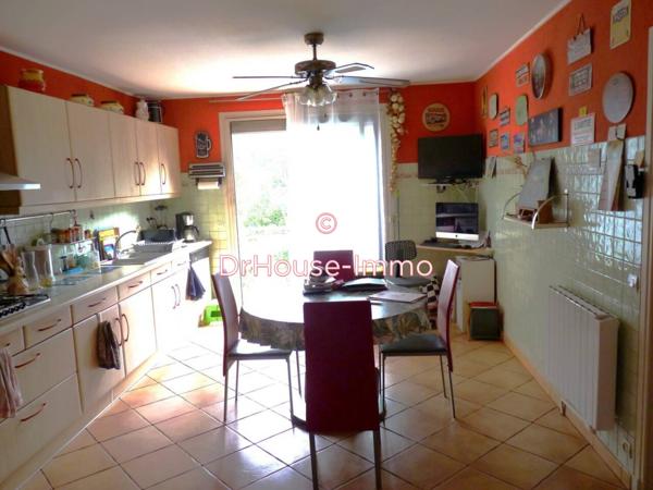 Commerce à vendre 3 pièces de 126 m²