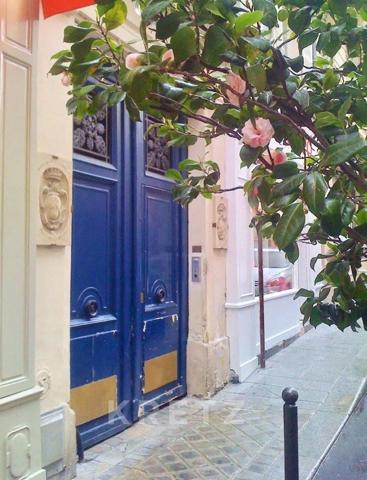 Paris 6ème, Charmant duplex entre la Place Saint Sulpice et Le Marché Saint-Germain