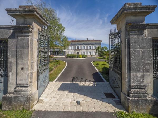 Maison à vendre à Hiersac (16290) - Charente