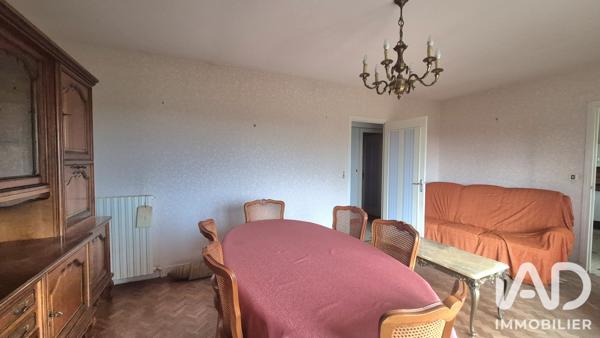 Maison à vendre 5 pièces 78 m² Saint-Martin-Sainte-Catherine