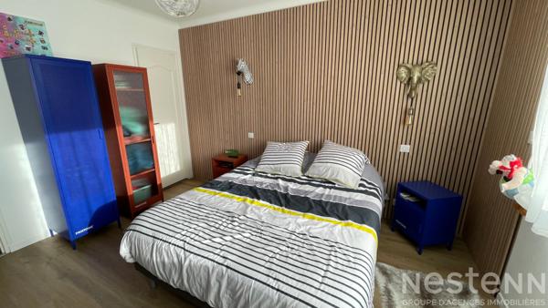 QUIBERON - Grande plage à pied pour cette Maison entièrement rénovée avec sa dépendance