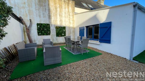 QUIBERON - Grande plage à pied pour cette Maison entièrement rénovée avec sa dépendance