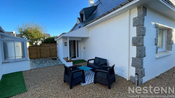 QUIBERON - Grande plage à pied pour cette Maison entièrement rénovée avec sa dépendance