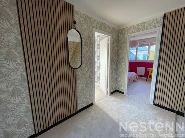 QUIBERON - Grande plage à pied pour cette Maison entièrement rénovée avec sa dépendance