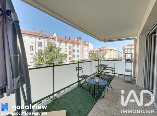 Appartement à vendre 3 pièces 65,7 m² Lyon 7