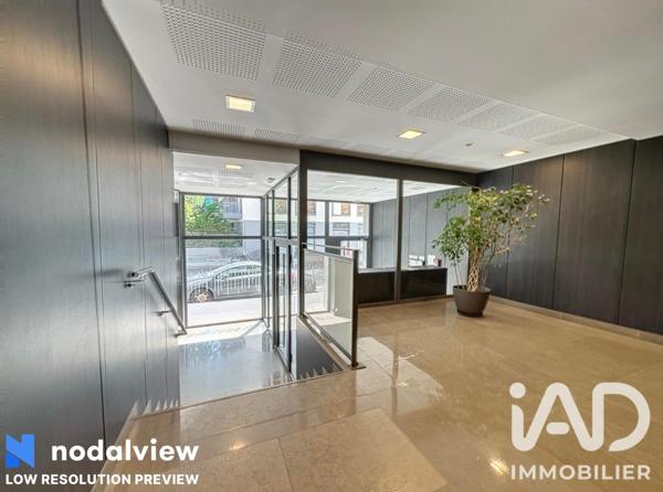 Appartement à vendre 3 pièces 65,7 m² Lyon 7