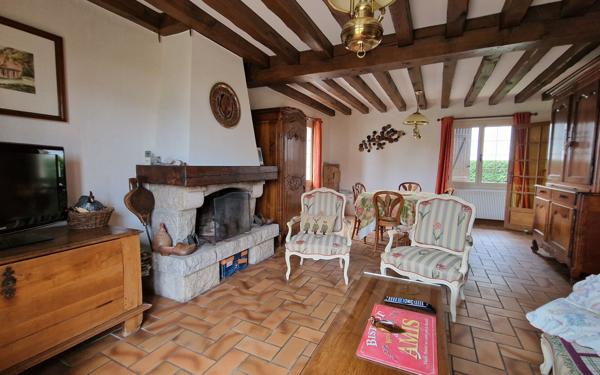 Maison à vendre    5 pièces •  Semoy