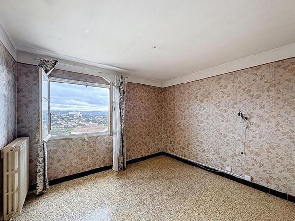 Maison les pennes mirabeau (possibilité 2 appartements )