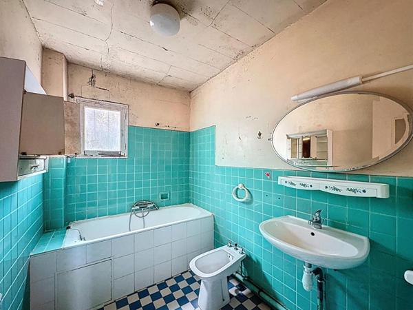 Maison les pennes mirabeau (possibilité 2 appartements )