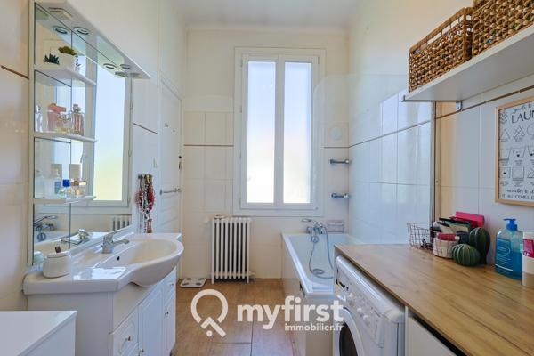 Toulon (83100) Bâtisse de caractère sur les hauts de Toulon