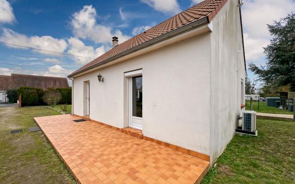 Maison à vendre    3 pièces •  Saint-Laurent-Nouan