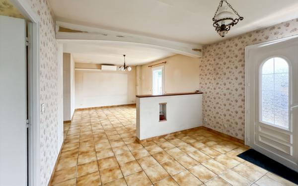 Maison à vendre    3 pièces •  Saint-Laurent-Nouan