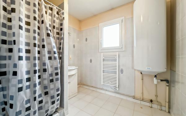 Maison à vendre    3 pièces •  Saint-Laurent-Nouan