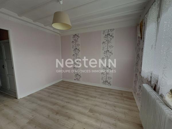 MAISON A VENDRE A CHAUNY - INDIVIDUELLE - 102 M² - 4 CHAMBRES - SOUS-SOL TOTAL - JARDIN