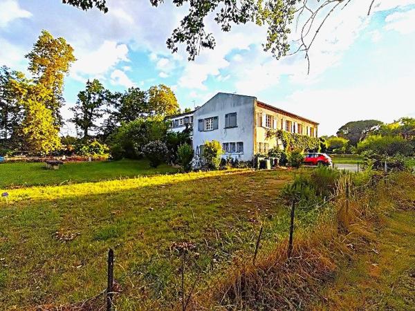 À vendre - Maison bourgeoise, 14 pièces située à Nogaro (32110)