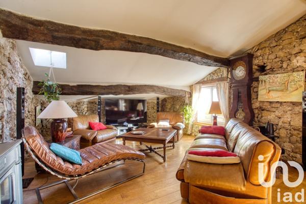 Triplex 4 pièces de 93 m² à Montauroux (83440)