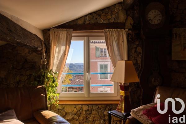 Triplex 4 pièces de 93 m² à Montauroux (83440)