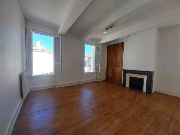 LAPLUME 47310 Maison pierre 9 pièce(s) 287.65 m2