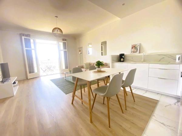 03200 VICHY -APPARTEMENT DE STANDING 2 PIÈCES AVEC BALCON TERRASSE- COEUR DE VILLE