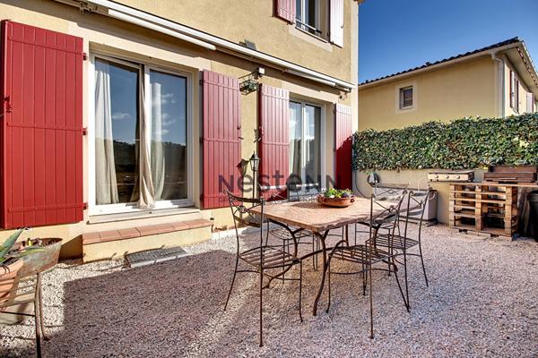 Maison T4 78 m² avec jardin et garage dans résidence sécurisée