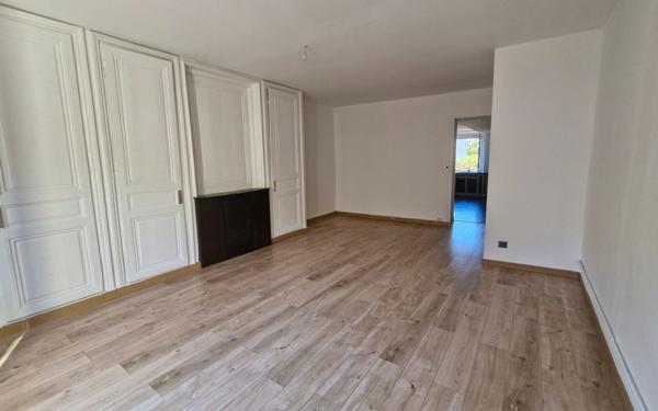 Appartement à vendre    3 pièces •  Miribel