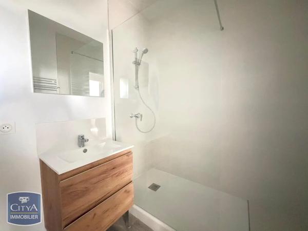 Appartement à louer 2 pièces 39.01m² Lyon 3e Arrondissement (69003)