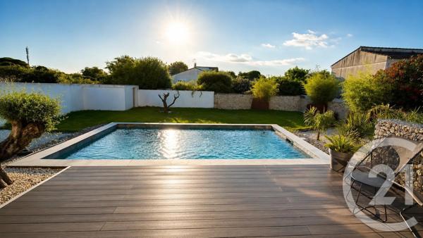 Maison à vendre  4 pièces - 113 m 2   VERGEZE  - 30