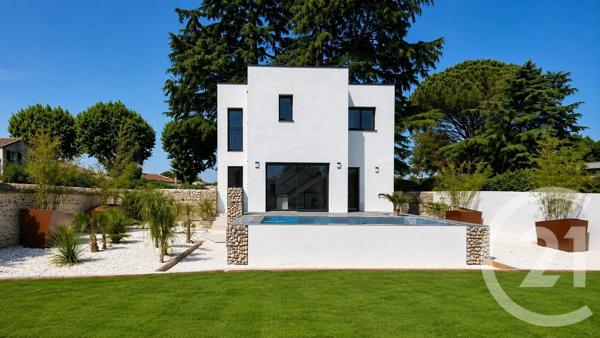 Maison à vendre  4 pièces - 113 m 2   VERGEZE  - 30