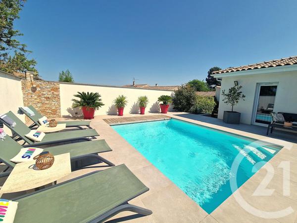 Maison à vendre  4 pièces - 113 m 2   VERGEZE  - 30