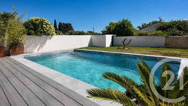 Maison à vendre  4 pièces - 113 m 2   VERGEZE  - 30