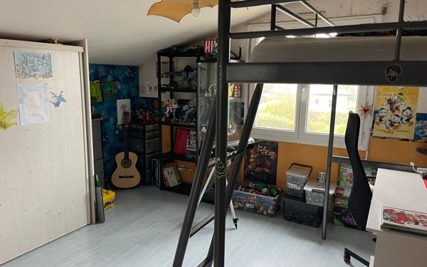 Maison à vendre    6 pièces •  Angresse