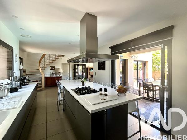 Maison à vendre 10 pièces 210 m² Sète