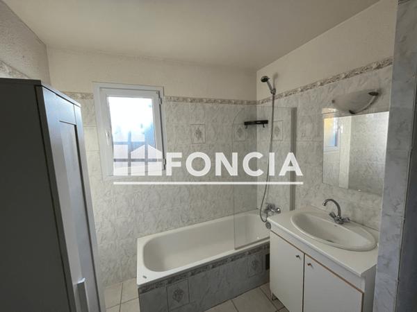 Location Maison 4 pièces 98.14 m² - 3 ROUTE DE SAINT PAUL Ginasservis 83560