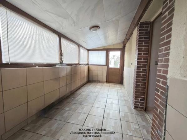 Maison familiale 7 pièces – 135 m² – MARSEILLES-LES-AUBIGNY