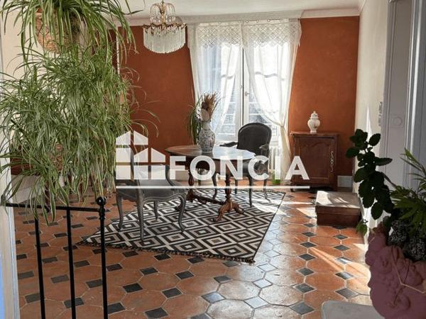 À vendre Maison 6 pièces 220 m² - Fresnay-sur-sarthe 72130