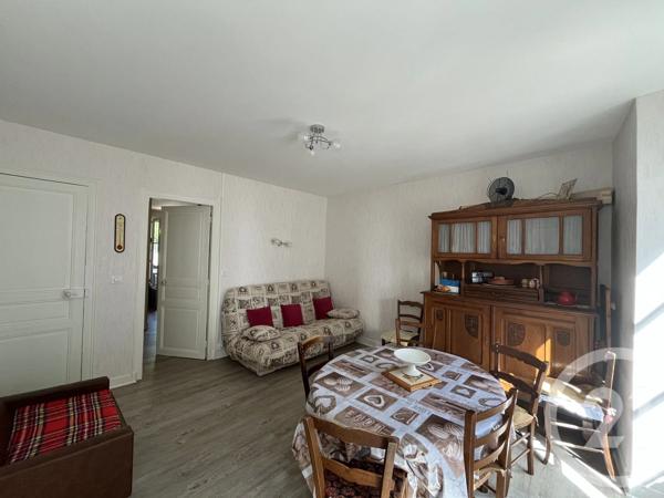 Appartement F2 à vendre  2 pièces - 43,97 m 2   CAUTERETS  - 65