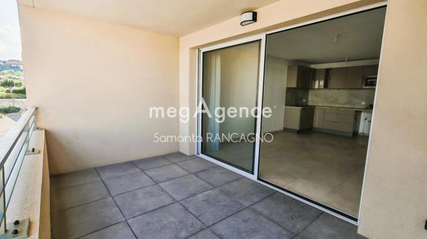 Appartement à FREJUS, 83600 - 2 pièces 49m²