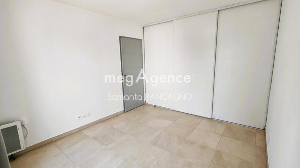 Appartement à FREJUS, 83600 - 2 pièces 49m²