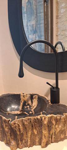 Gordes (84220) Superbe vue pour cette luxueuse résidence