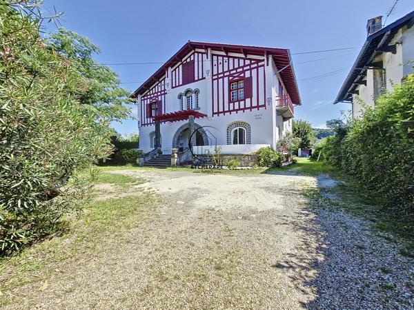 Mauléon-Licharre (64130) Maison basque