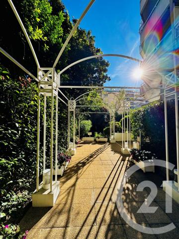 Appartement F1 à vendre  1 pièce - 35 m2 CANNES - 06
