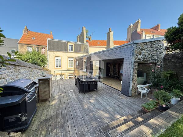 BOULOGNE SUR MER MAISON DE MAITRE