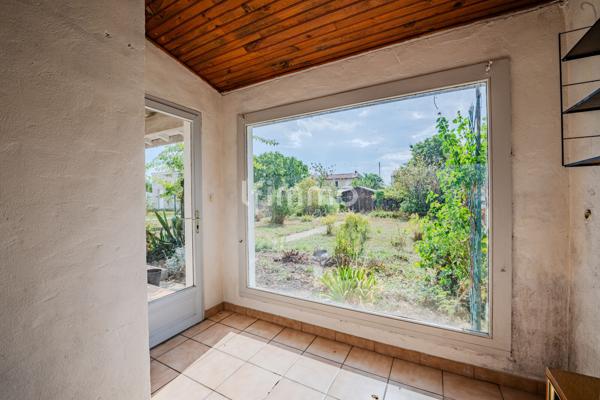 Maison familiale avec jardin et garage