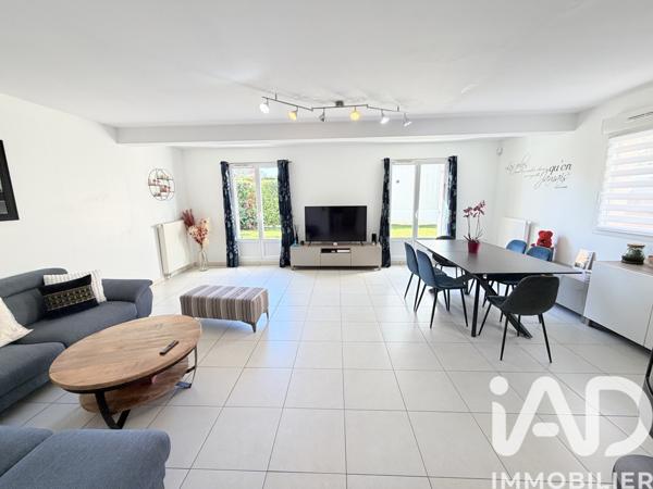 Maison à vendre 7 pièces 130 m² Brie-Comte-Robert