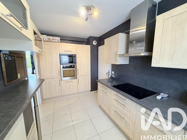 Maison à vendre 7 pièces 130 m² Brie-Comte-Robert