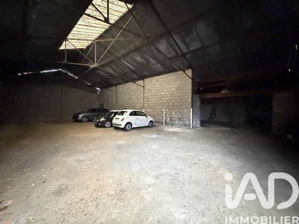 Maison à vendre 1 pièce 375 m² La Suze-sur-Sarthe