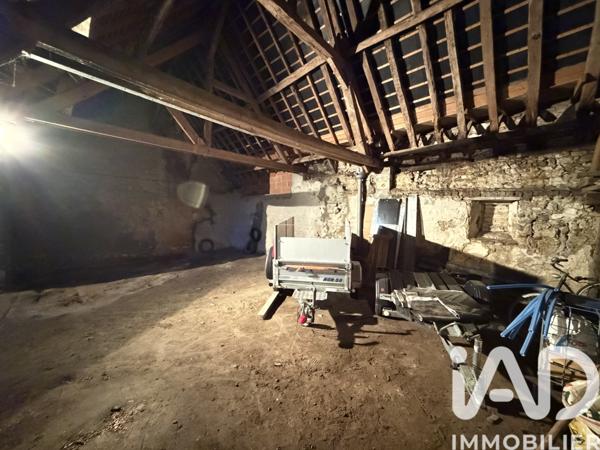 Maison à vendre 1 pièce 375 m² La Suze-sur-Sarthe